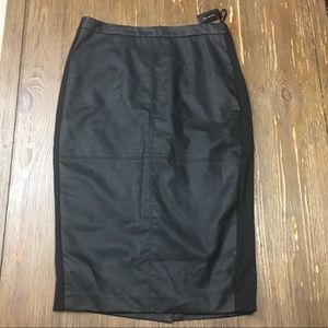The Limited Black Vegan Leather HW Pencil Skirt S